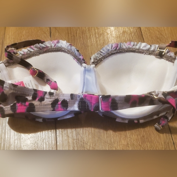 Vintage Betsey Johnson Animal Attraction Underwire Bikini Top. - Picture 9 of 16
